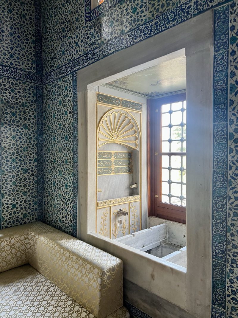 Iznik tilework, Ottoman interior